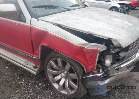 1988 Chevrolet Gmt-400 C1500 z USA, uszkodzony, nr VIN 2GCDC14KXJ1114541